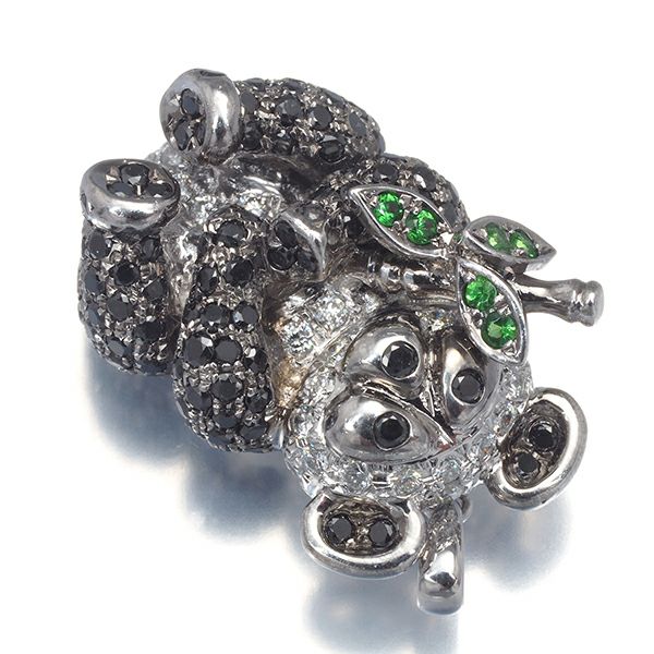ダイヤ グリーンガーネット パンダ アニマル  ペンダントトップ K18WG/ブラックコーティング 
