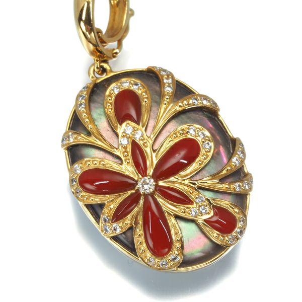 珊瑚 ダイヤ 0.18ct シェル ペンダントトップ K18YG 