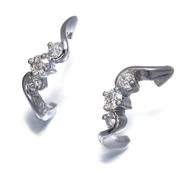 エステール ピアス ダイヤ 0.30ct/0.30ct   K18WG 