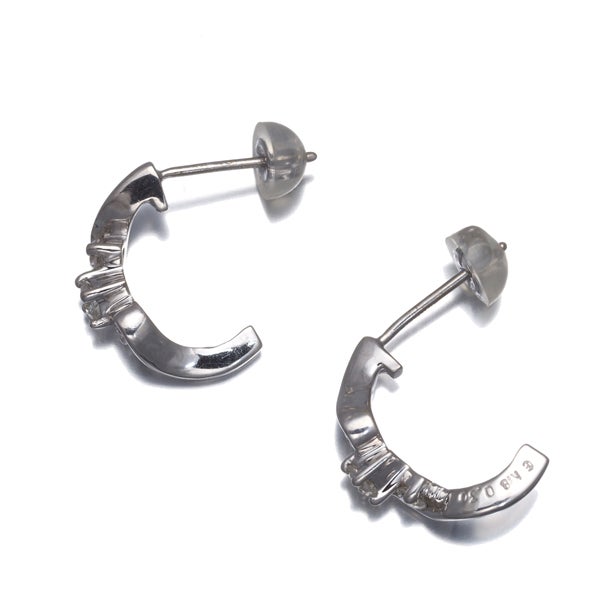 エステール ピアス ダイヤ 0.30ct/0.30ct   K18WG 