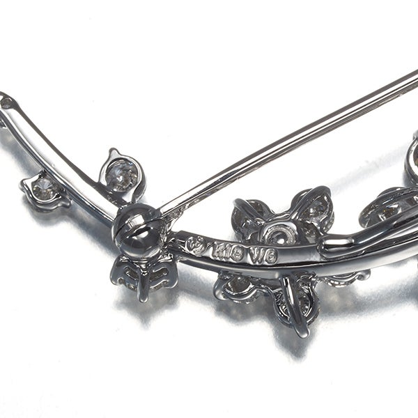 タサキ ブローチ ダイヤ 1.53ct  フラワー K18WG 