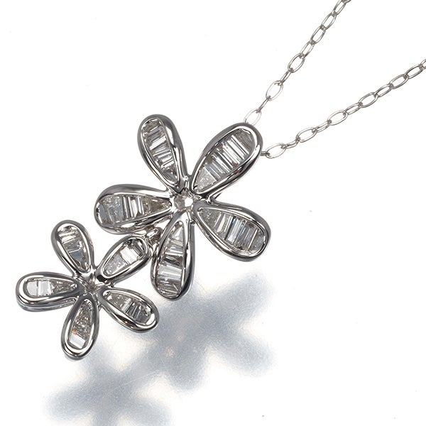 ダイヤ 0.25ct フラワー テーパーカット  ネックレス K18WG 
