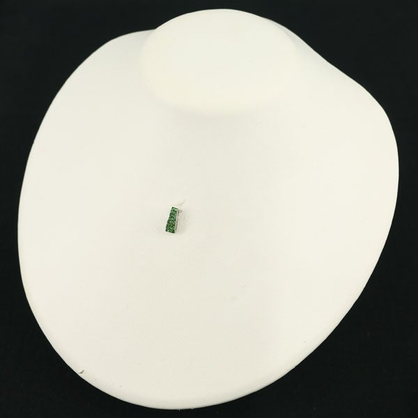 グリーンガーネット 0.27ct   ペンダントトップ K18WG/ブラックコーティング