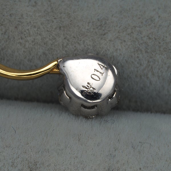 ダイヤ 0.14ct/0.14ct フラワー 揺れる  ピアス K18YG/WG 