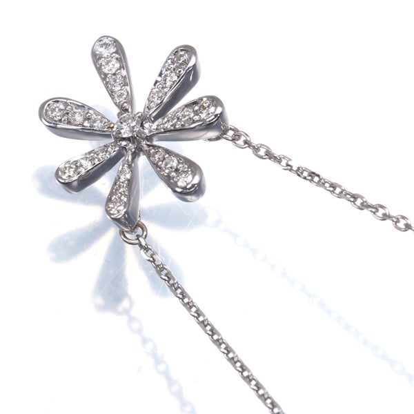 ヴァンドーム ネックレス ダイヤ 0.12ct  フラワー K18WG 