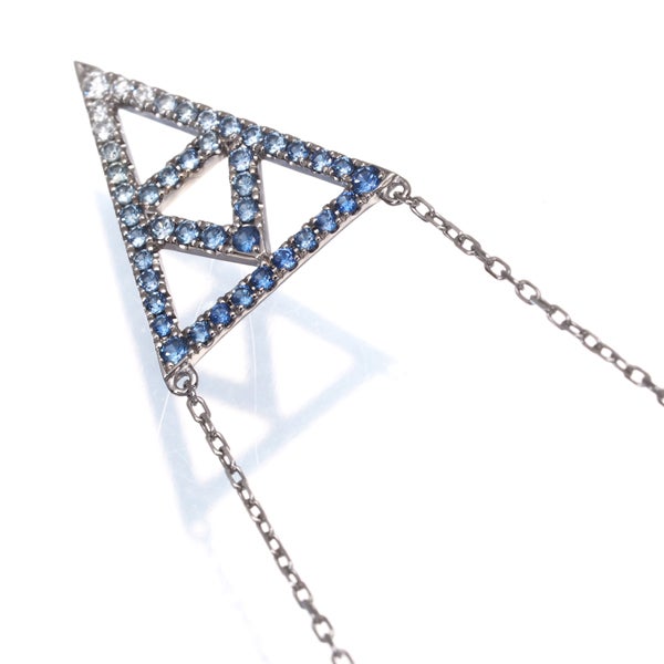 アーカー ネックレス サファイア 0.45ct  ダイヤ 0.02ct  トライアングル  K18WG 