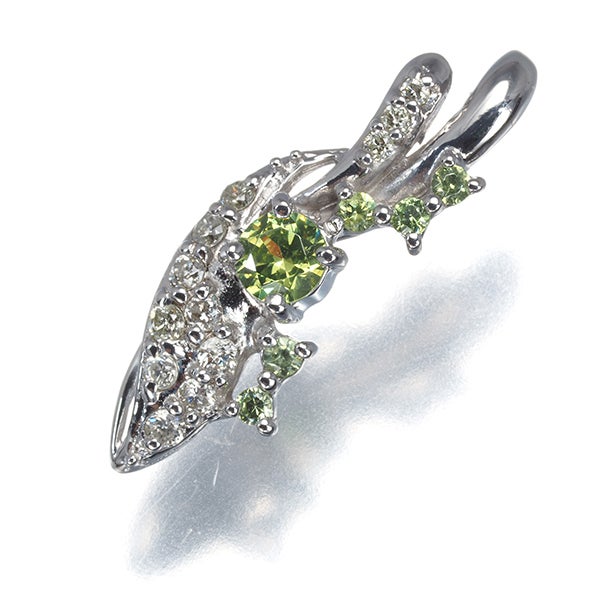 デマントイドガーネット 0.23ct  ダイヤ 0.11ct   ペンダントトップ K18WG 