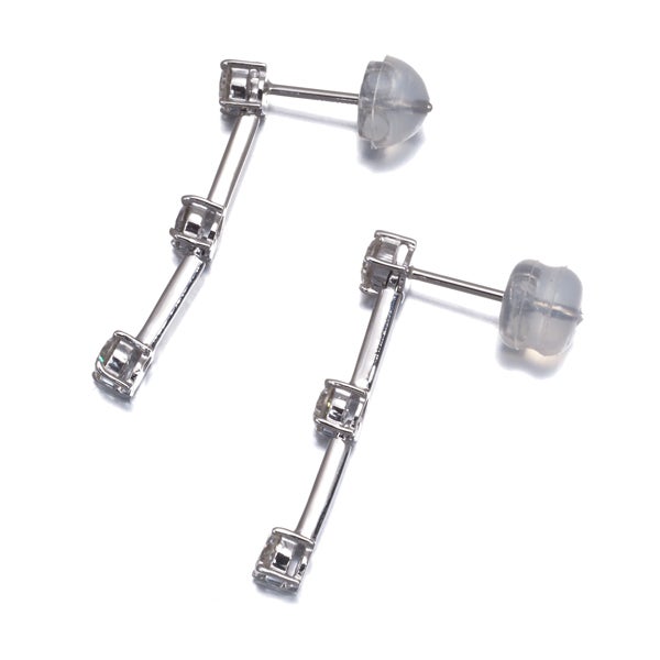 ダイヤ 0.33ct/0.33ct 揺れる  ピアス Pt900 