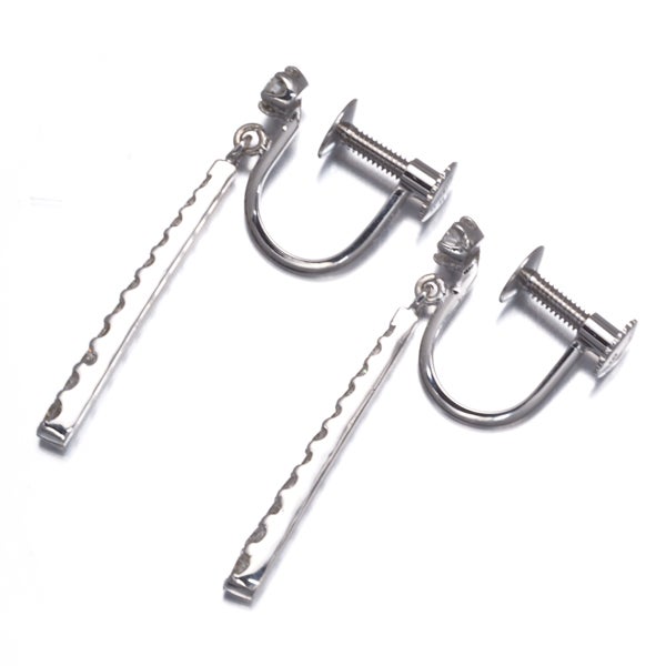  ダイヤ 0.20ct/0.20ct 揺れる バー  イヤリング K18WG/K14WG 