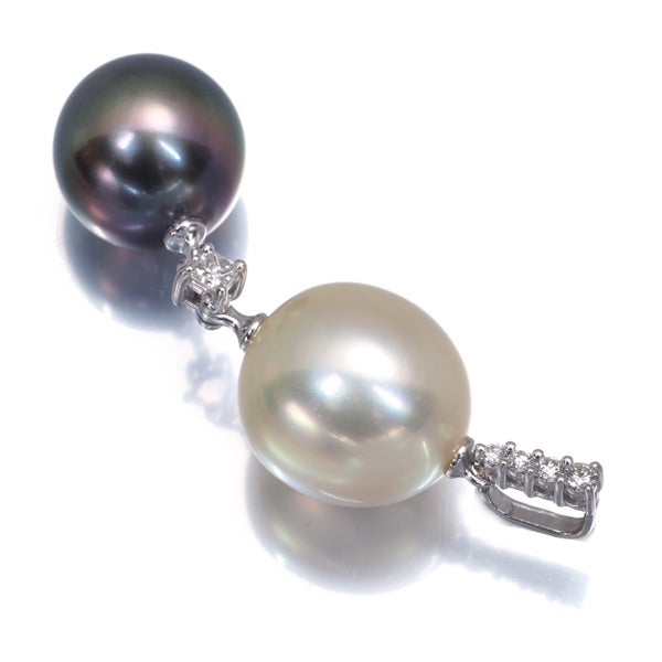 タサキ ペンダントトップ ブラック 黒蝶真珠 11.5mm 白蝶真珠 12.7mm ダイヤ   K18WG 