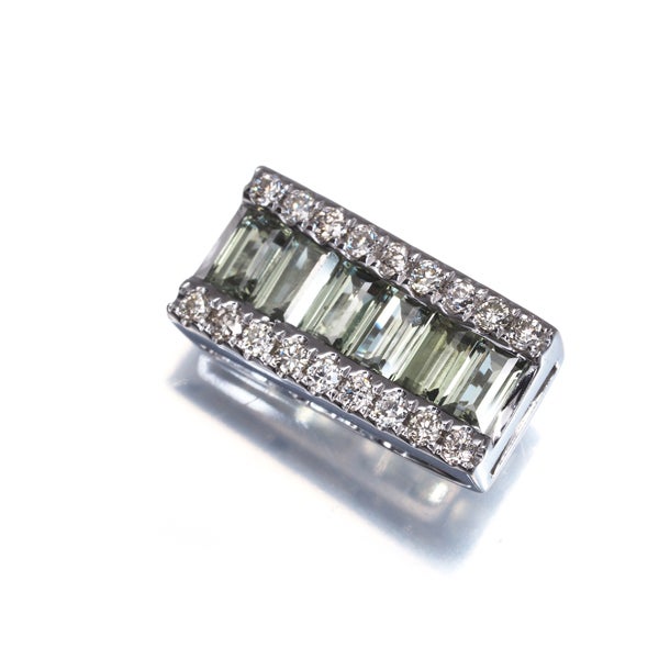  グリーンサファイア 0.95ct  ダイヤ 0.13ct   ペンダントトップ K18WG 