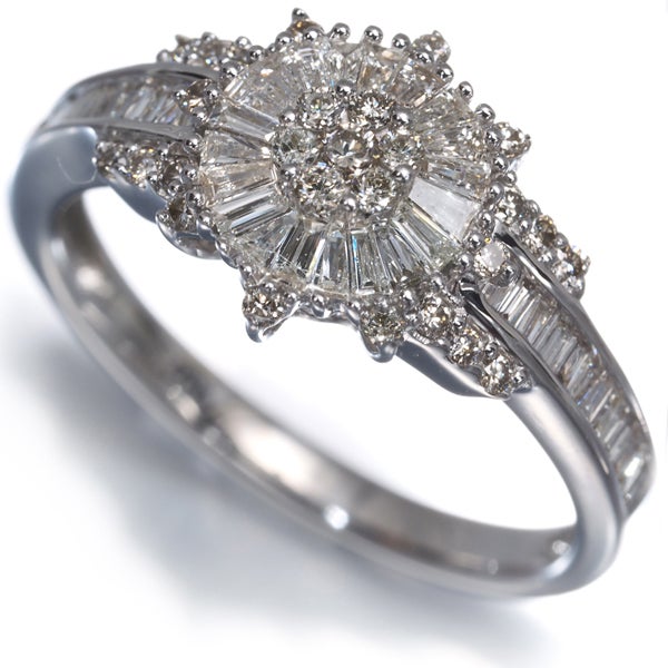 ライトブラウン ダイヤ 0.62ct テーパー 2種カット クラシック  リング K18WG 