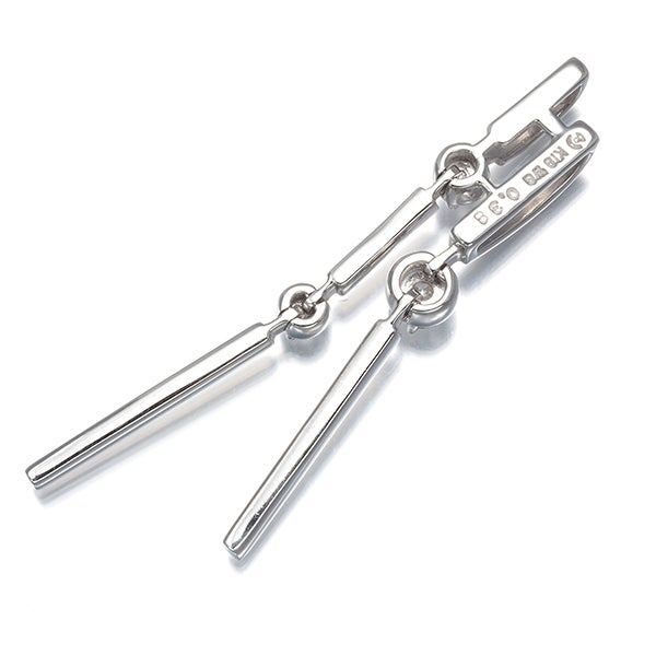タサキ ペンダントトップ  ダイヤ 0.38ct  揺れる K18WG 