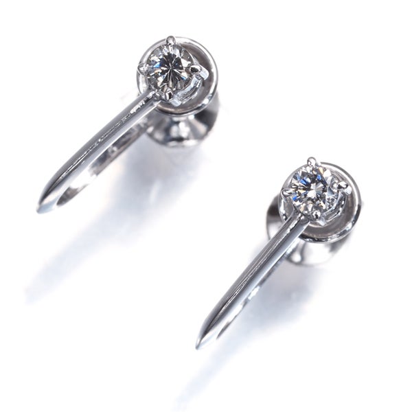 タサキ イヤリング  ダイヤ 0.08ct/0.08ct  一粒 Pt900 