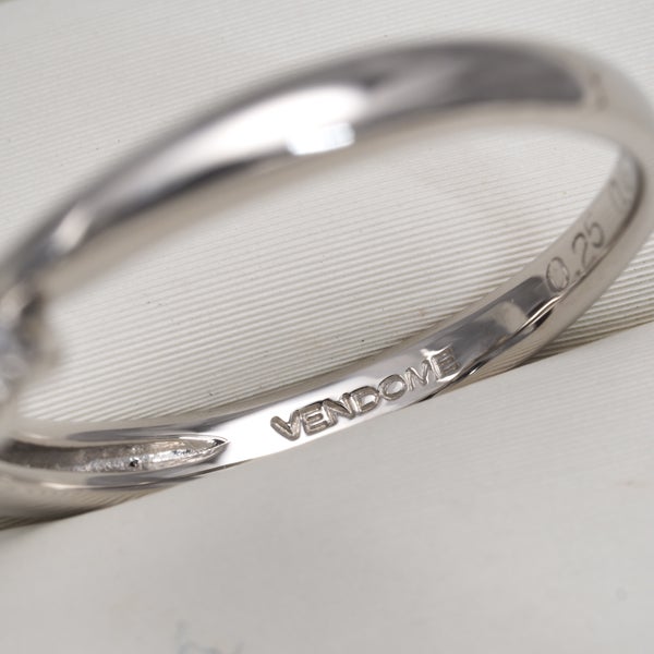 ヴァンドーム リング  ダイヤ 0.25ct/0.05ct  3P 13号 Pt950 