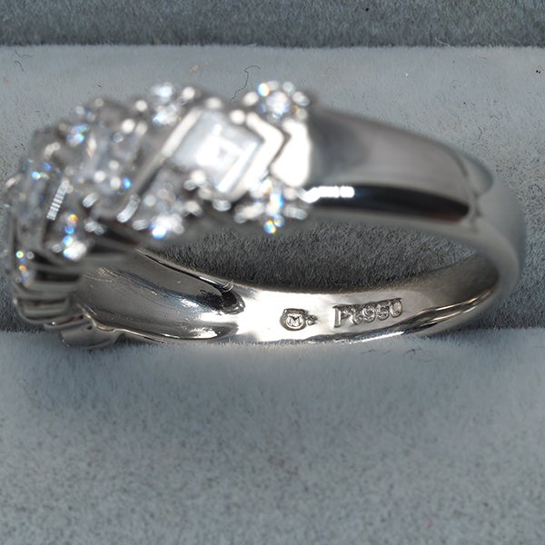 ミキモト リング  ダイヤ 1.02ct  スクエア 2種カット 11号 Pt950 
