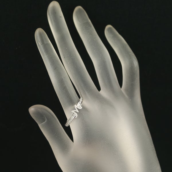  ダイヤ 0.25ct イニシャル M 2種カット  リング K18WG 