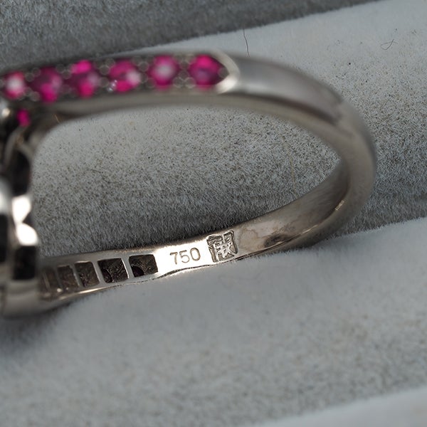 俄 リング  ダイヤ 0.24ct ルビー 唐花 9号 K18WG/ブラックコーティング 