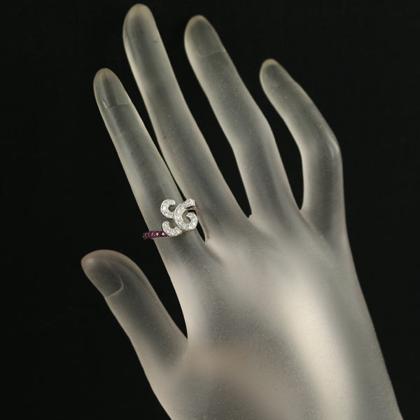 俄 リング  ダイヤ 0.24ct ルビー 唐花 9号 K18WG/ブラックコーティング 