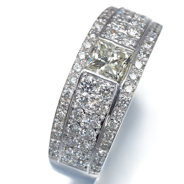 イエロー&クリア ダイヤ 0.560ct/0.67ct プリンセスカット 2種カット  リング K18WG 