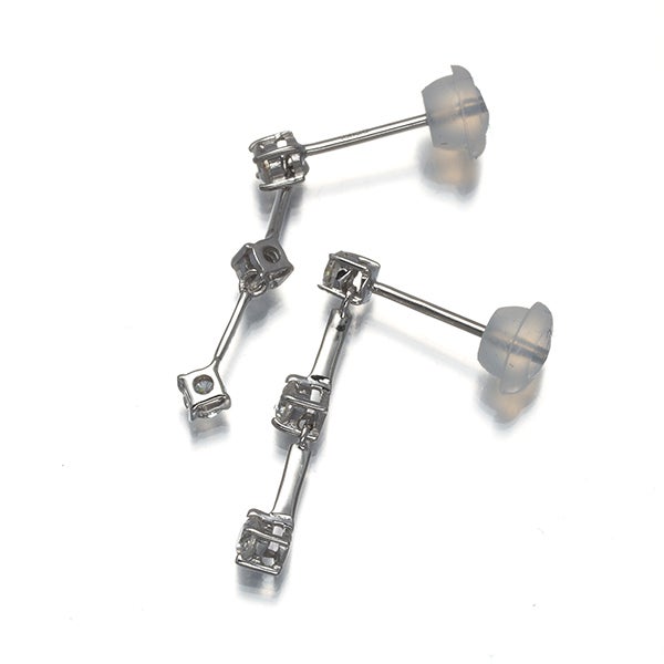  ダイヤ 0.15ct/0.15ct 3P 揺れる  ピアス K18WG 