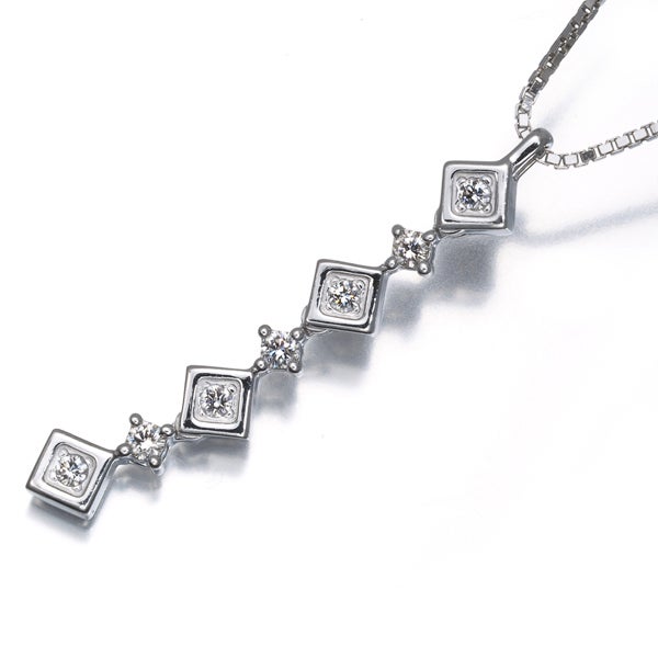 タサキ ネックレス  ダイヤ 0.09ct  揺れる K18WG 