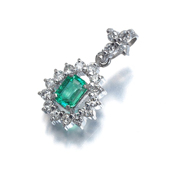  エメラルド 0.22ct ダイヤ 0.23ct クラシック  ペンダントトップ Pt900 