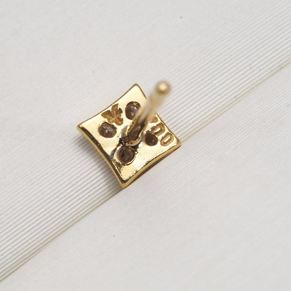 アーカー ピアス  ダイヤ 0.04ct/0.04ct エターナルライツスタッド  K18YG 保証書
