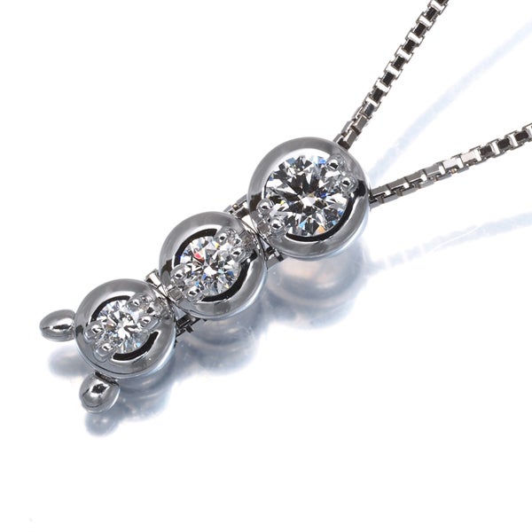 TASAKI タサキ ネックレス ダイヤ ダイヤモンド 0.37ct トリロジー 3P